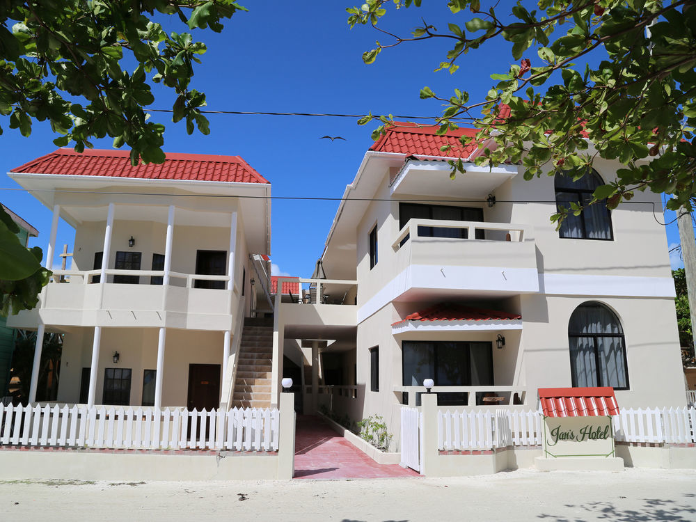 Jans Hotel 키코커 외부 사진